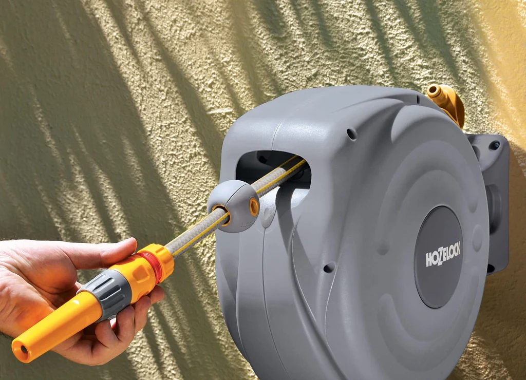 AVVOLGITUBO A MURO 'AUTO REEL' mt. 10 - c/ tubo Premium  - HOZELOCK - Image 6