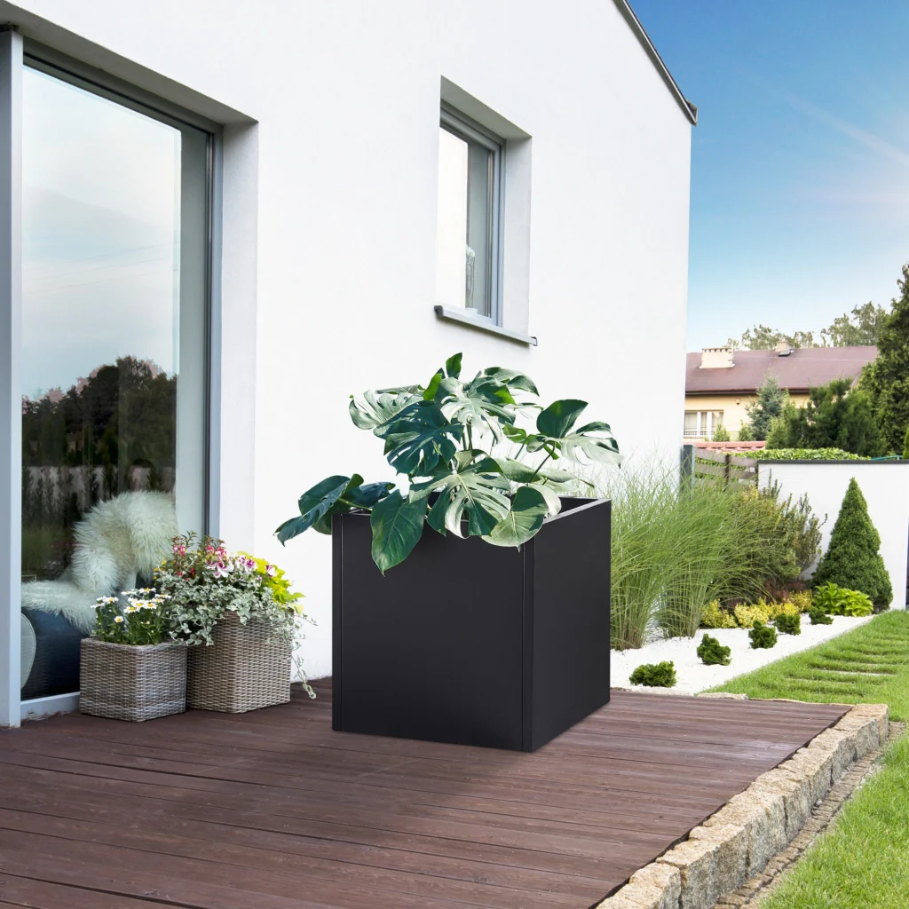 Fioriera Vaargel in Acciaio Portafiori 60x60x60 cm - Nero casa.pro