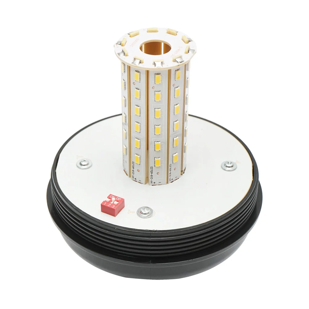 Lampeggiante LED 12–24V per montaggio su piede con 3 funzioni, IP65 - Image 3