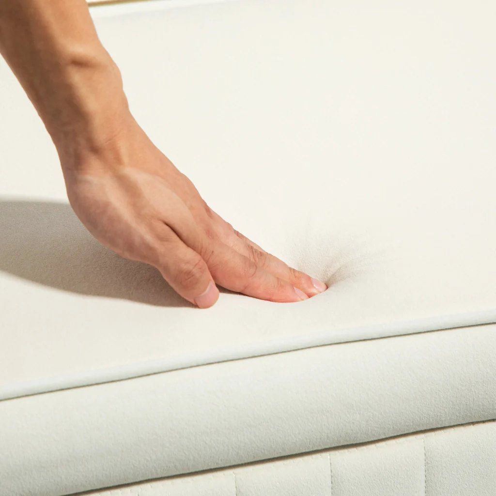 Panca Contenitore Ovale 108x44x43,5 cm con Coperchio Sollevabile in Tessuto Vellutato Crema - Image 9