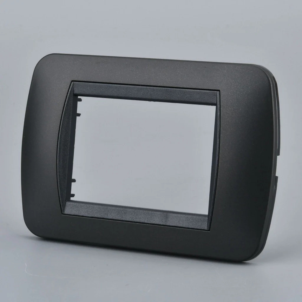 Placca Plastica Ovale MBL 3M Nero Compatibile Bticino Living BLN88302 - Image 3