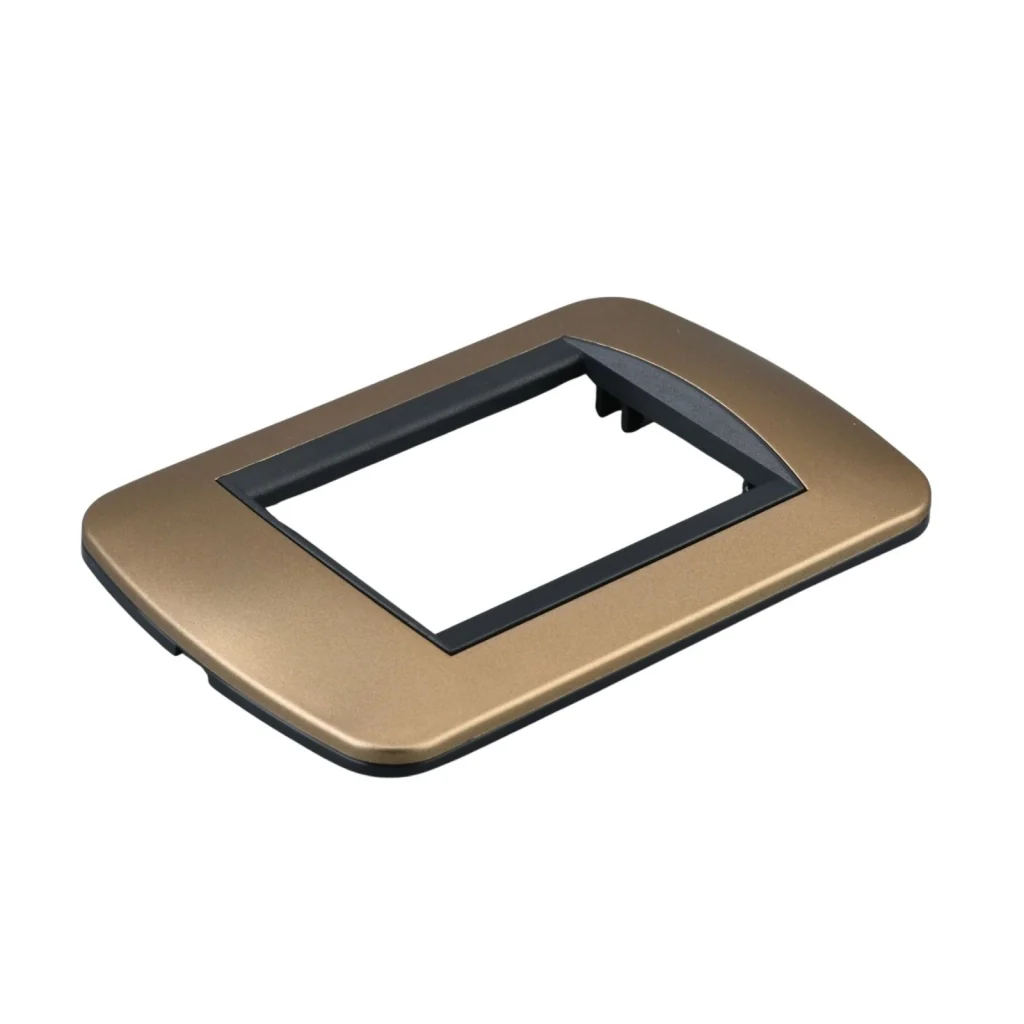 Placca Plastica Ovale MBL 3M Oro Compatibile Bticino Living BLN88311