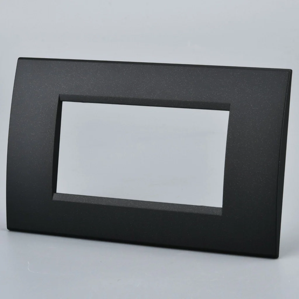 Placca Plastica Quadrata MBL 4M Nero Compatibile Bticino Living BLN89402 - Image 3