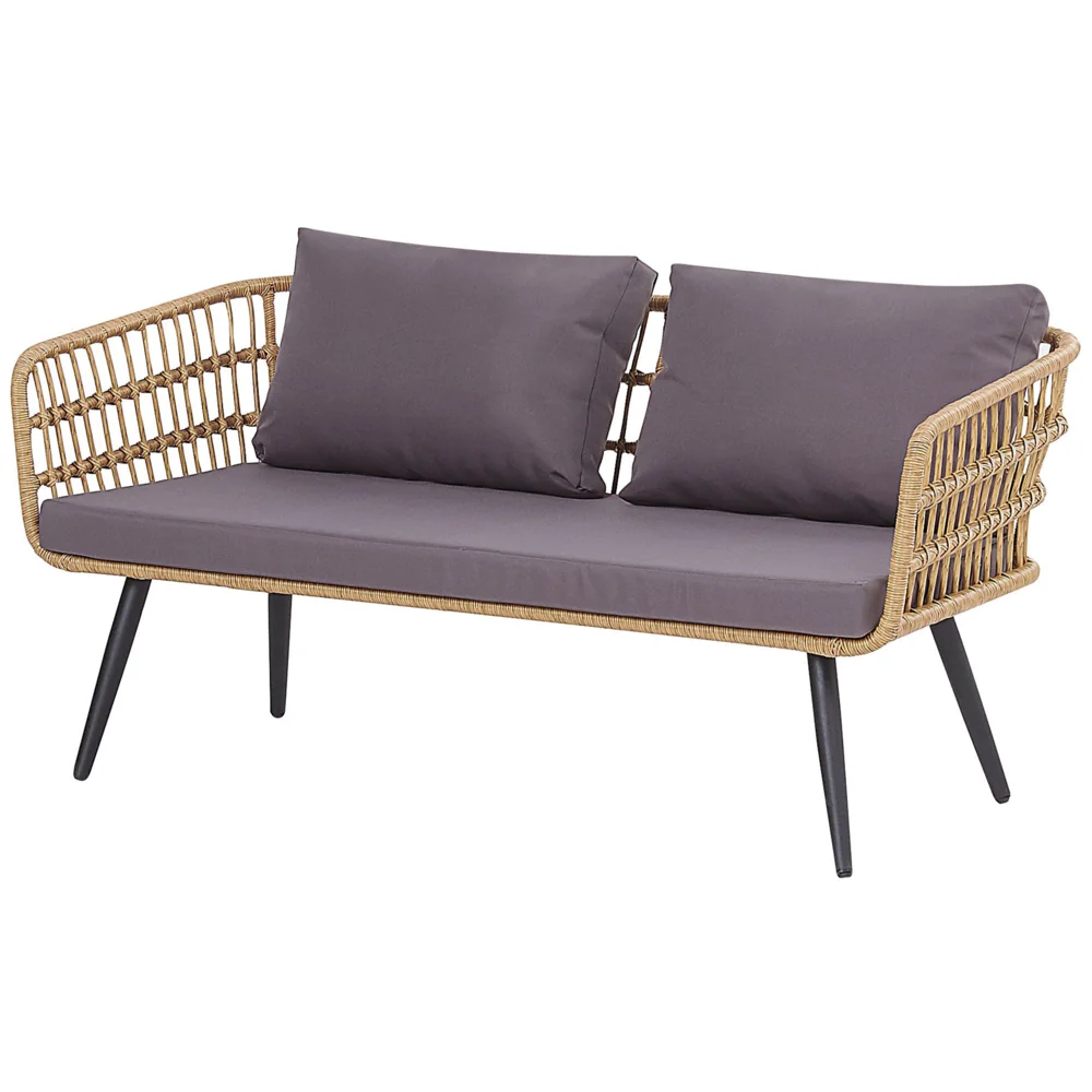 Set divano conversazione da giardino in finto rattan beige con cuscini grigi e tavolino in vetro temperato con gambe in acciaio rustico - Image 5